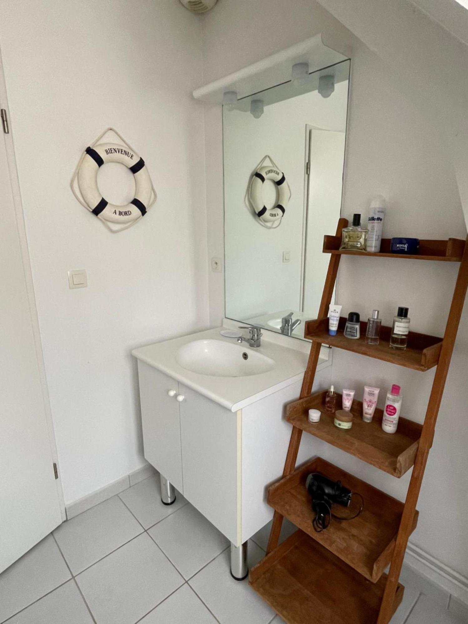Maison Calme Et Cosy A Port-En-Bessin Pres Du Golf Et De La Mer Ngoại thất bức ảnh