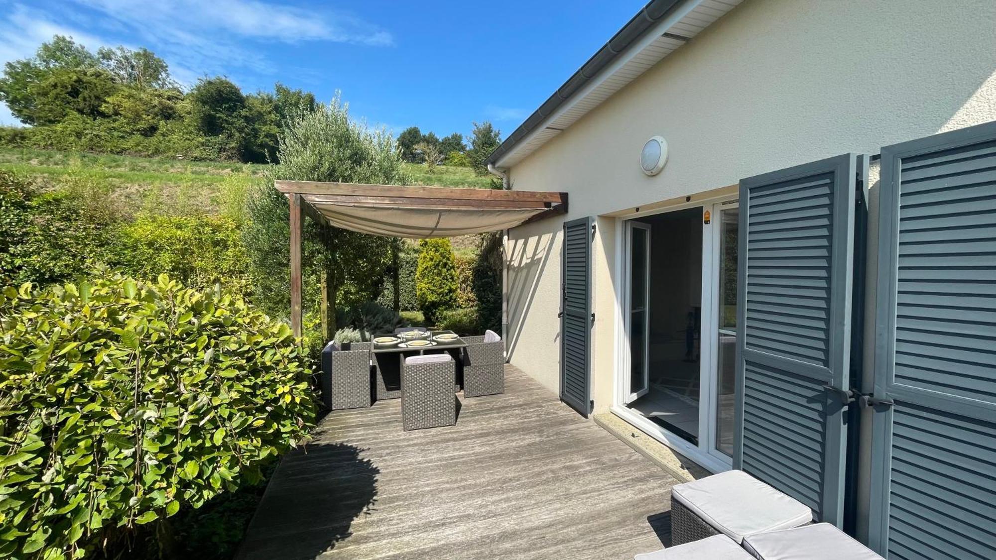 Maison Calme Et Cosy A Port-En-Bessin Pres Du Golf Et De La Mer Ngoại thất bức ảnh