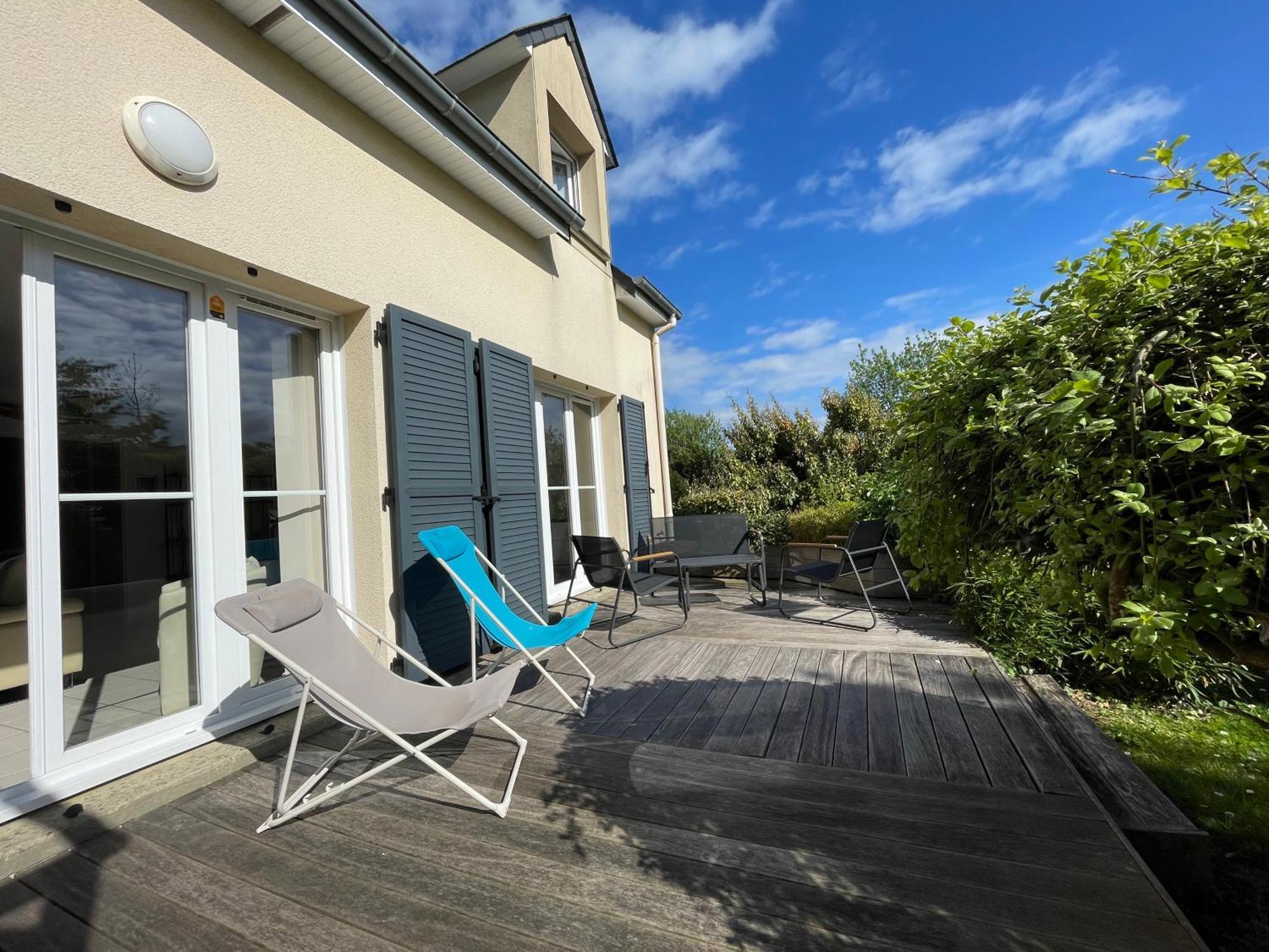 Maison Calme Et Cosy A Port-En-Bessin Pres Du Golf Et De La Mer Ngoại thất bức ảnh